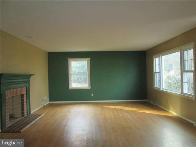 HOMESTEAD VILLAGE - Residential