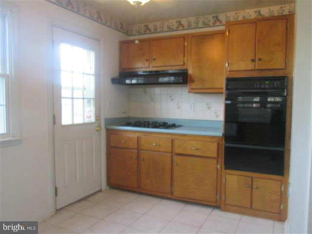 HOMESTEAD VILLAGE - Residential