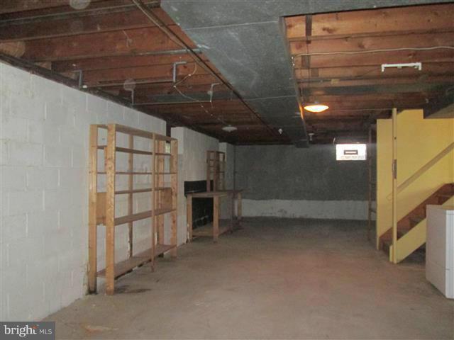 HOMESTEAD VILLAGE - Residential