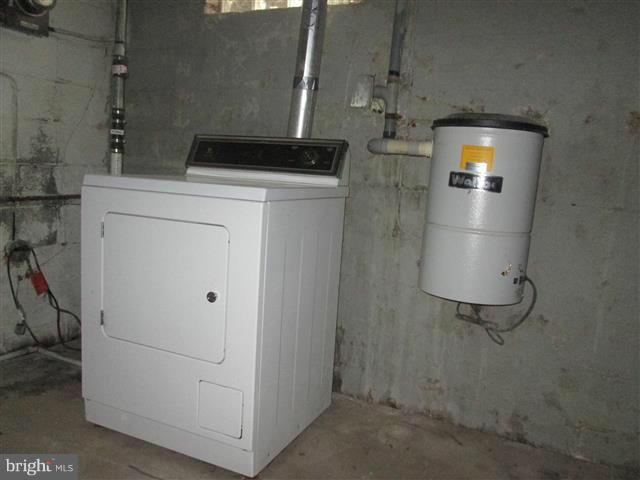 HOMESTEAD VILLAGE - Residential