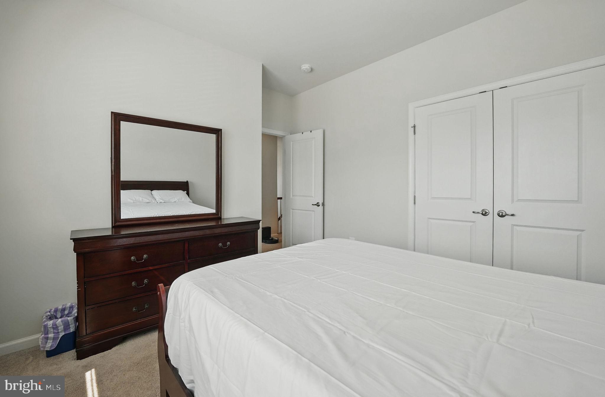 COURTHOUSE COMMONS - Residential