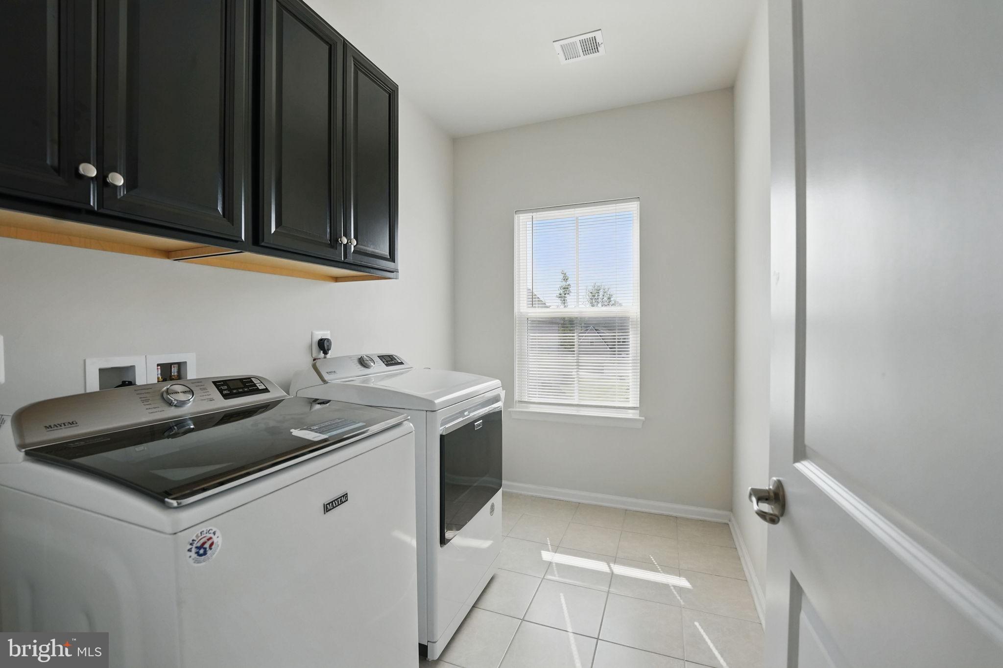 COURTHOUSE COMMONS - Residential