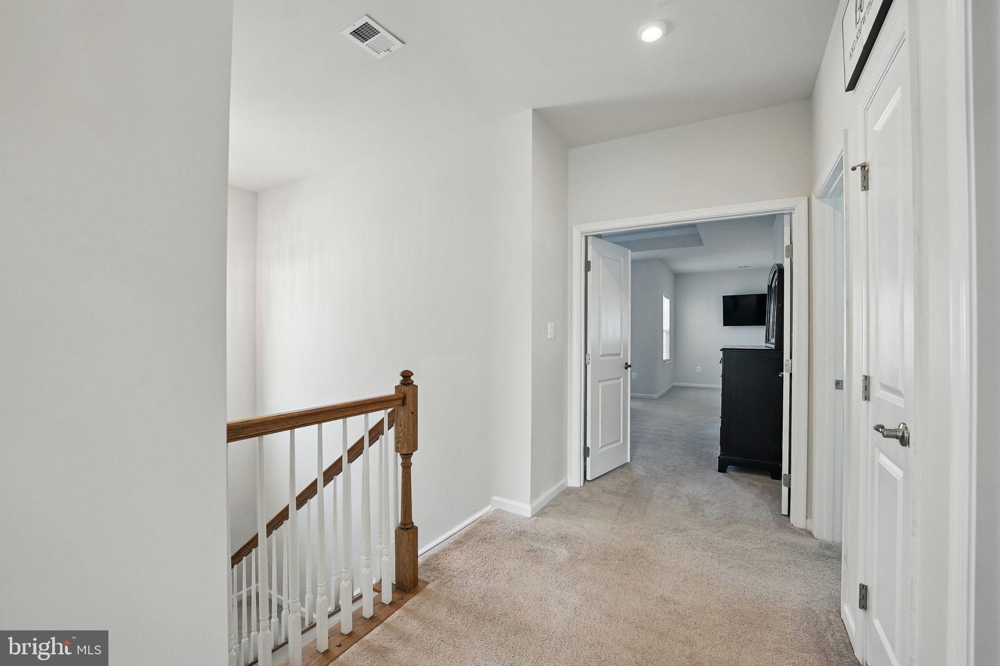 COURTHOUSE COMMONS - Residential