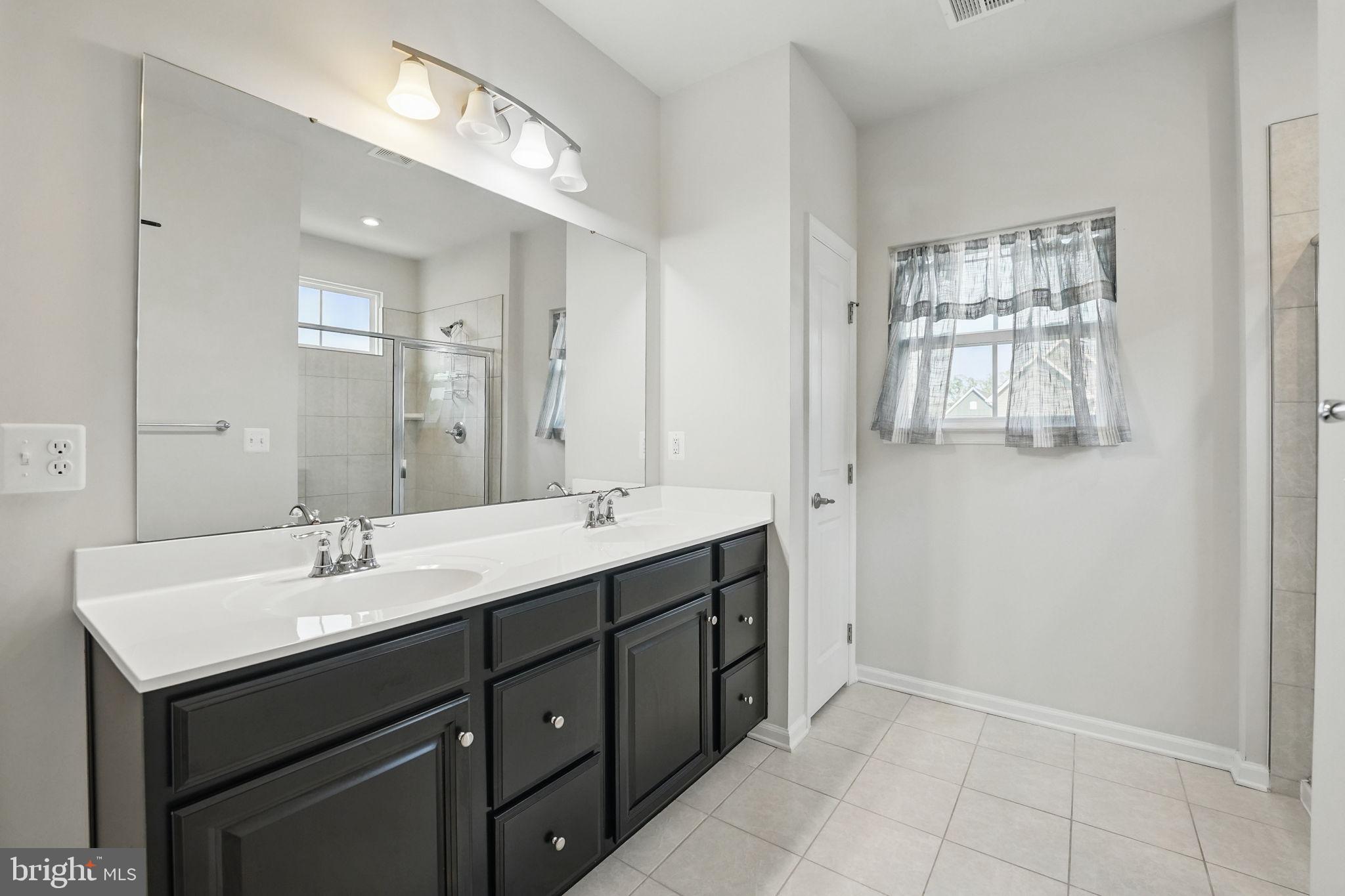 COURTHOUSE COMMONS - Residential