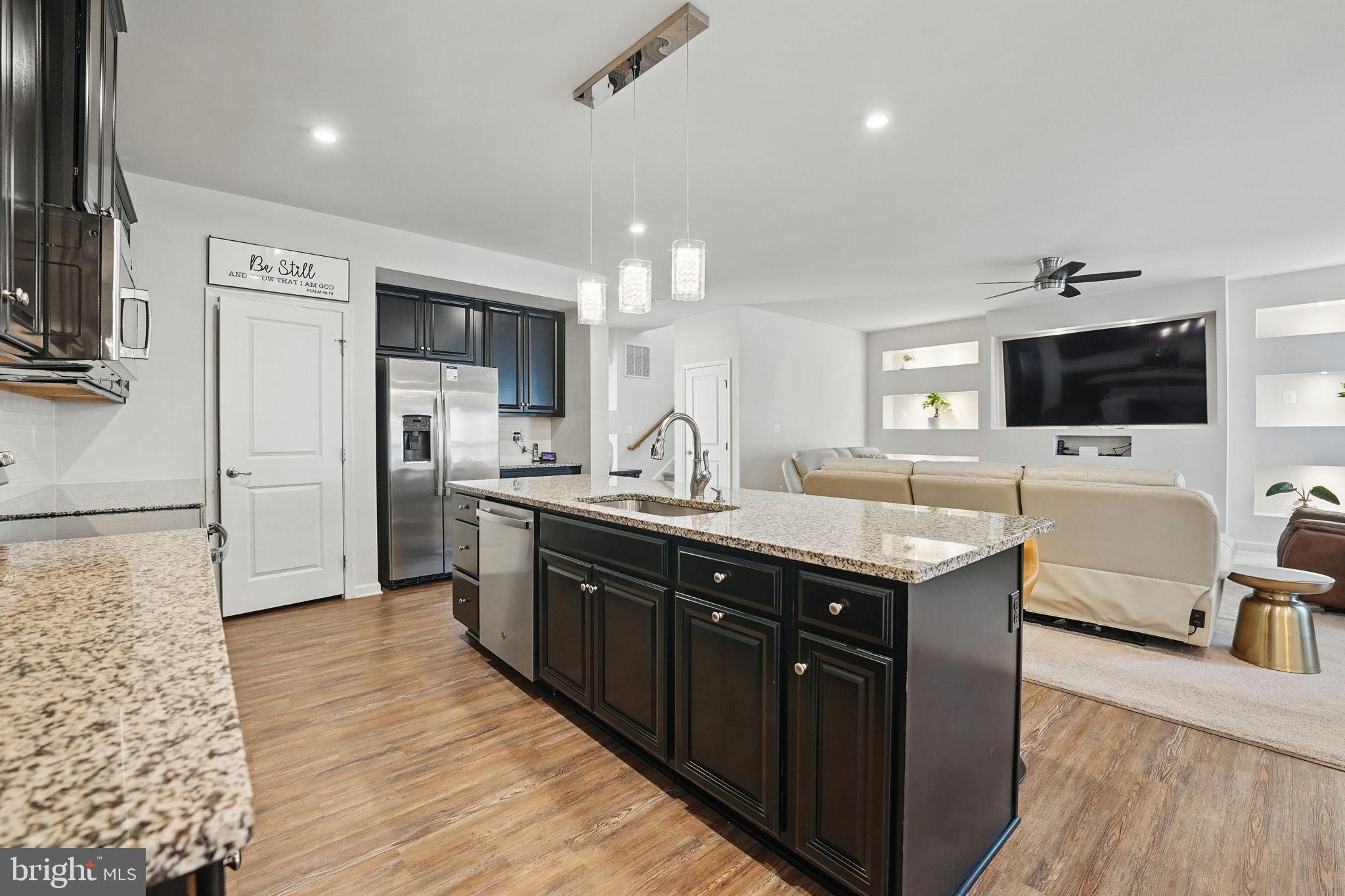 COURTHOUSE COMMONS - Residential