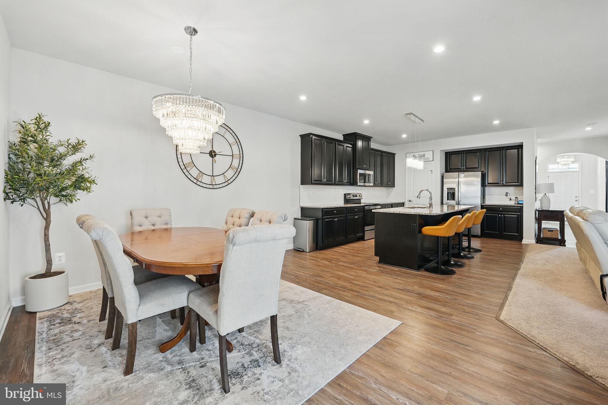 COURTHOUSE COMMONS - Residential