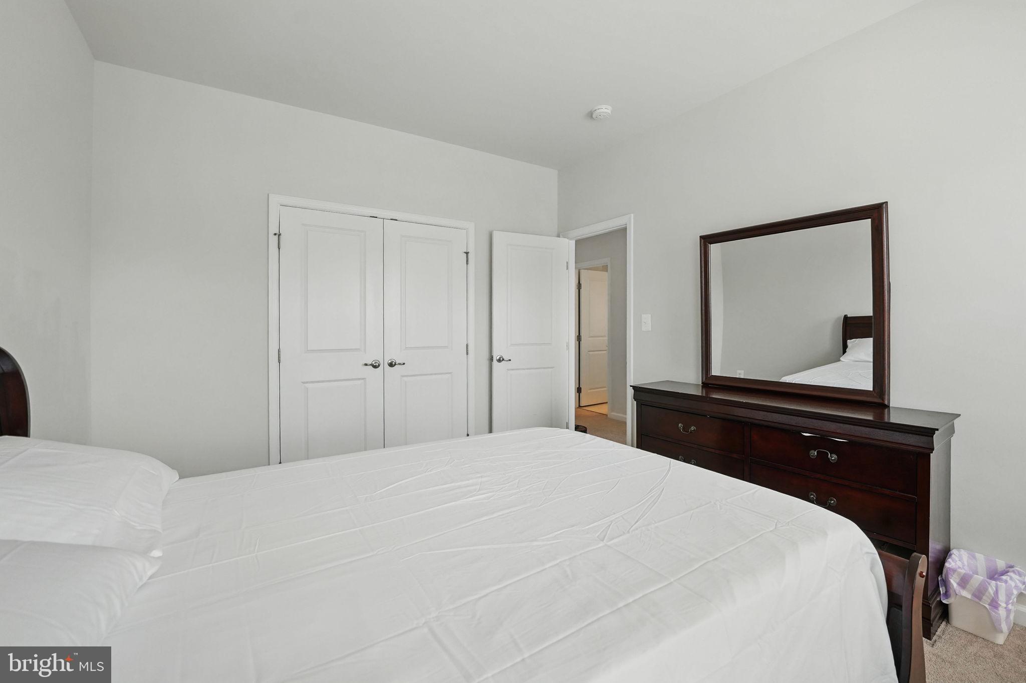 COURTHOUSE COMMONS - Residential