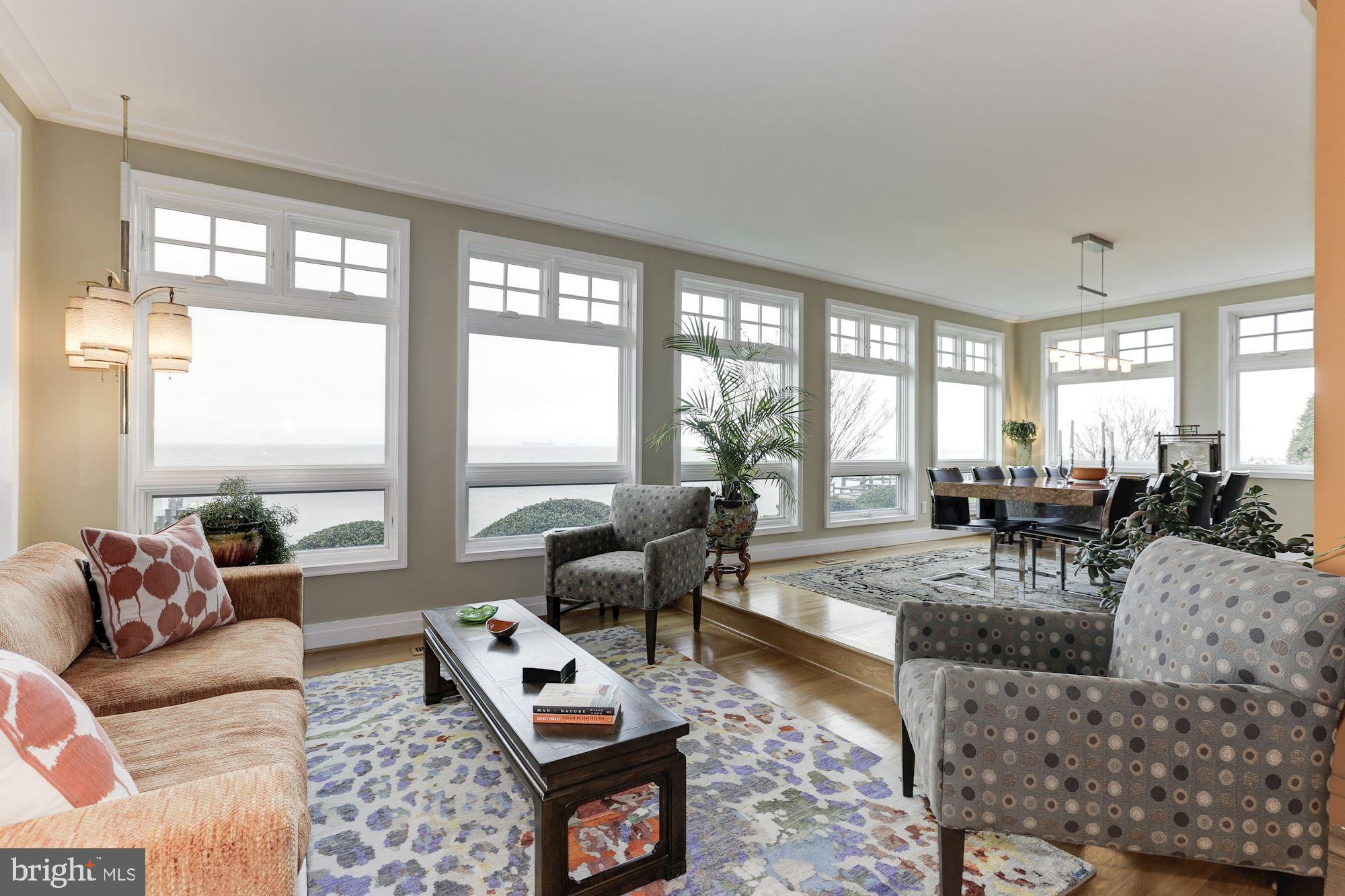 QUEEN ANNE COLONY - Residential