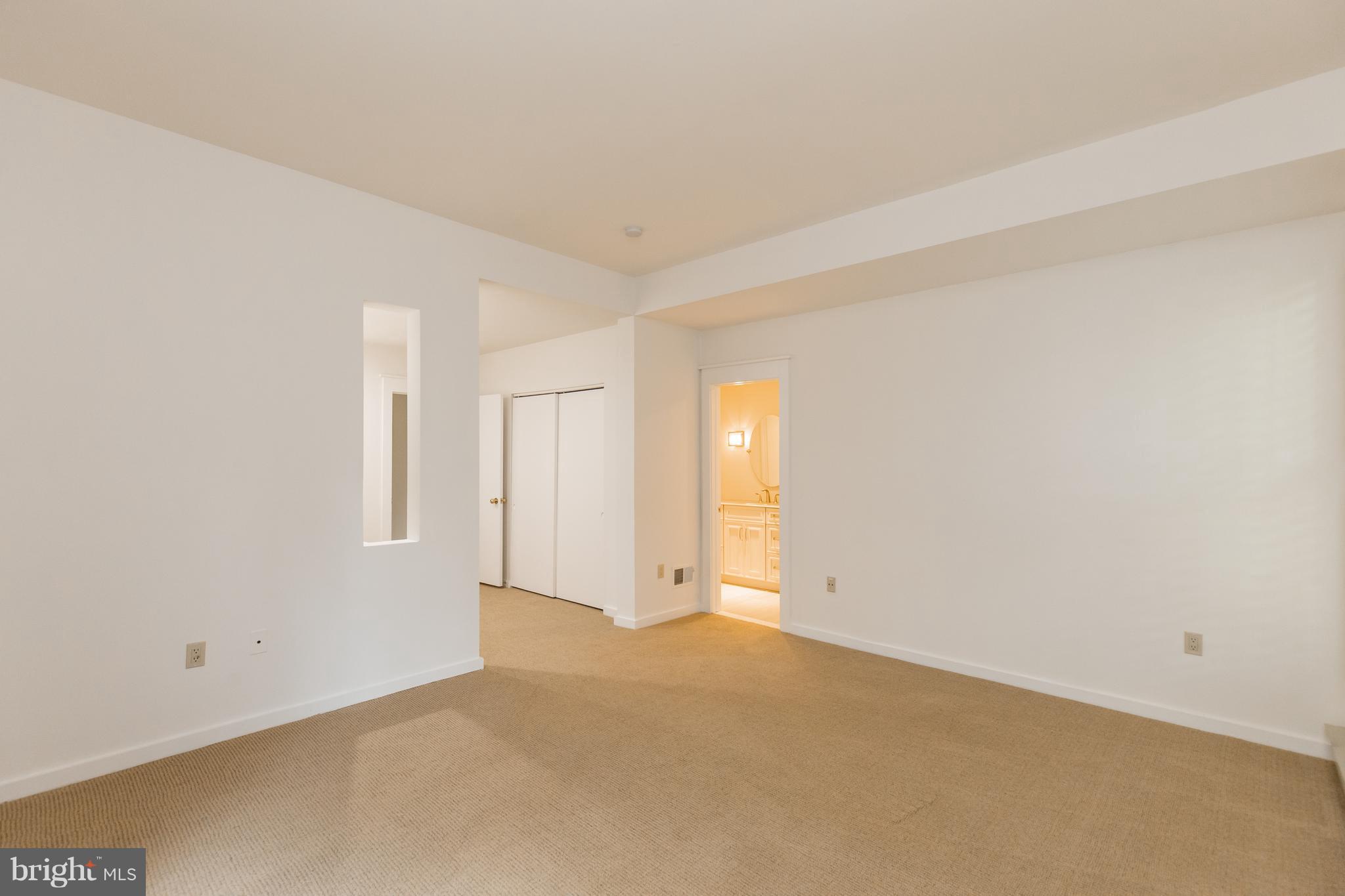 BELLEVUE FOREST - Residential