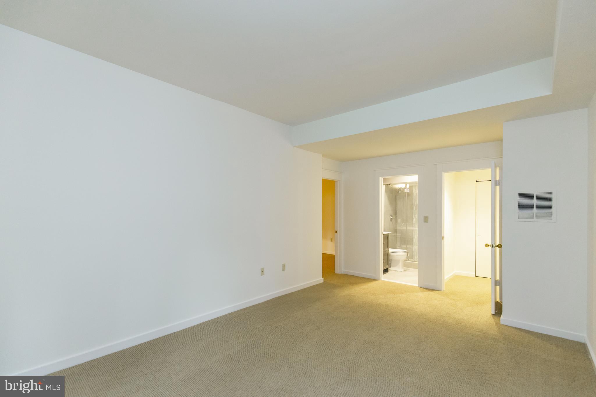 BELLEVUE FOREST - Residential