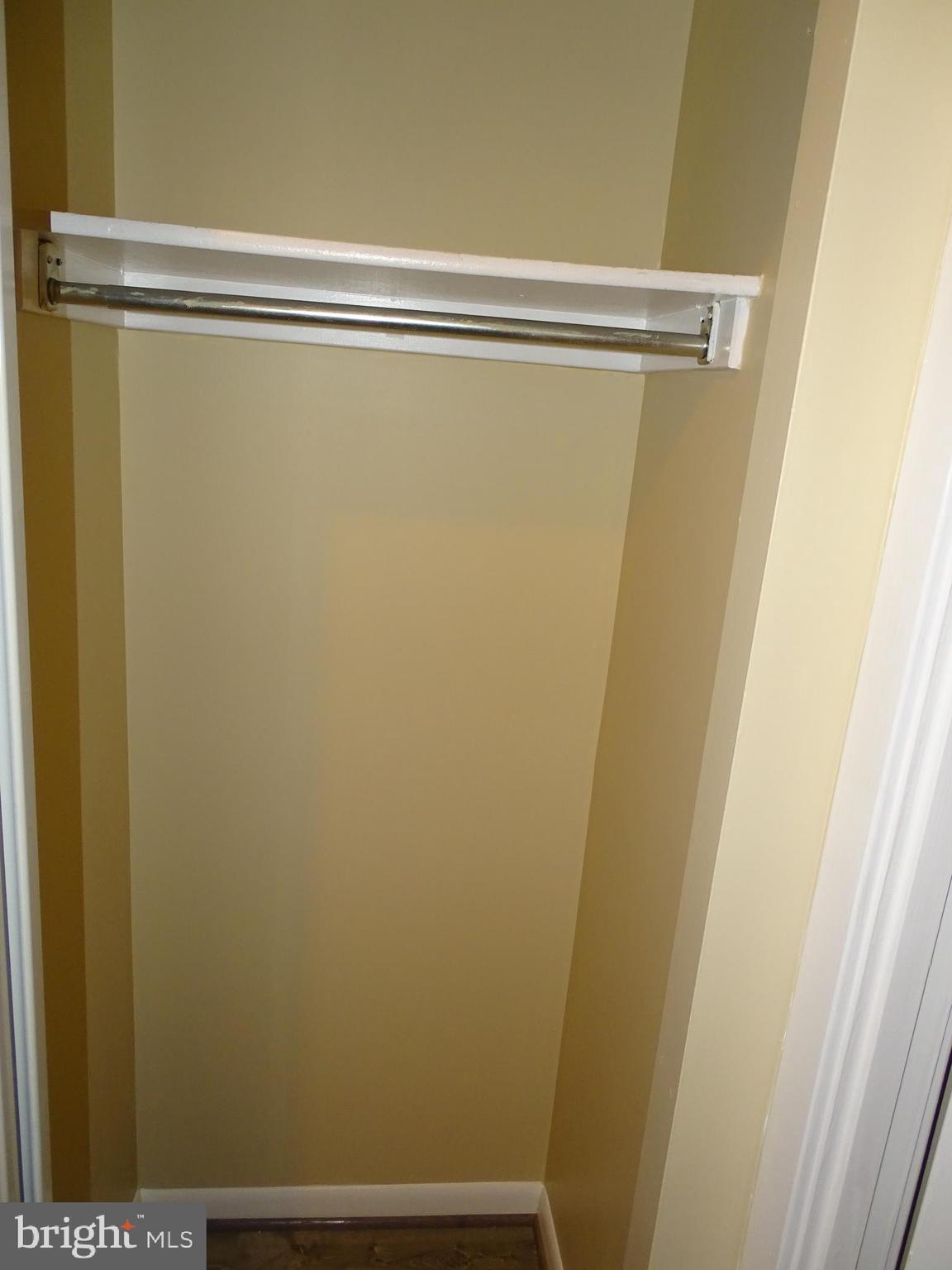 SKYLINE SQUARE CONDO - Residential Lease