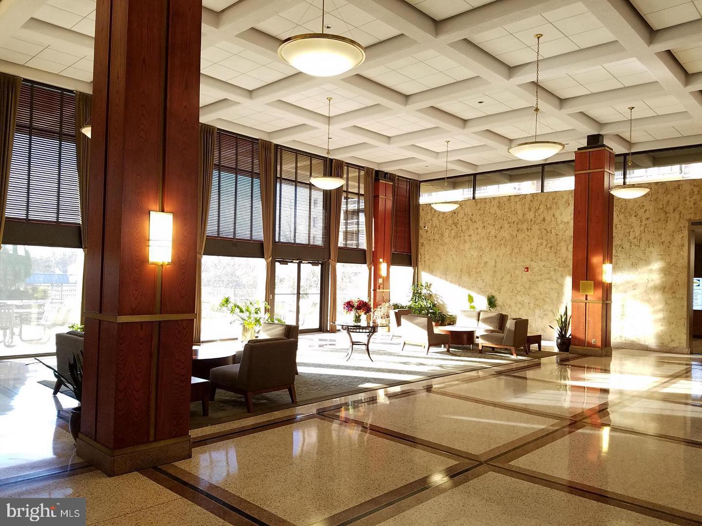 SKYLINE SQUARE CONDO - Residential Lease