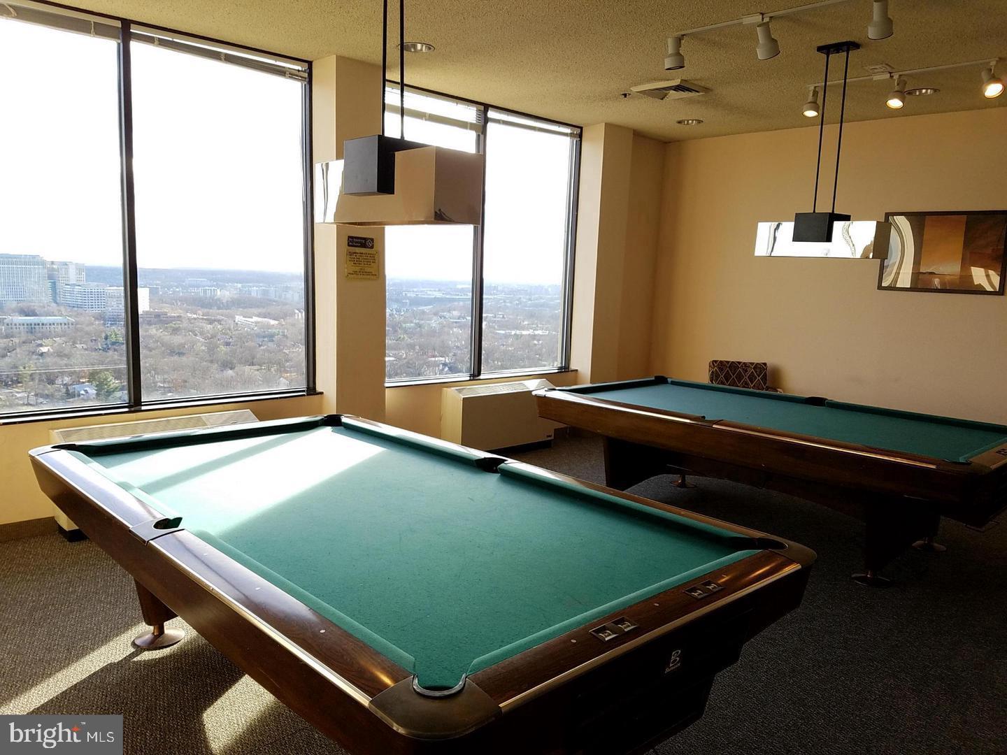 SKYLINE SQUARE CONDO - Residential Lease