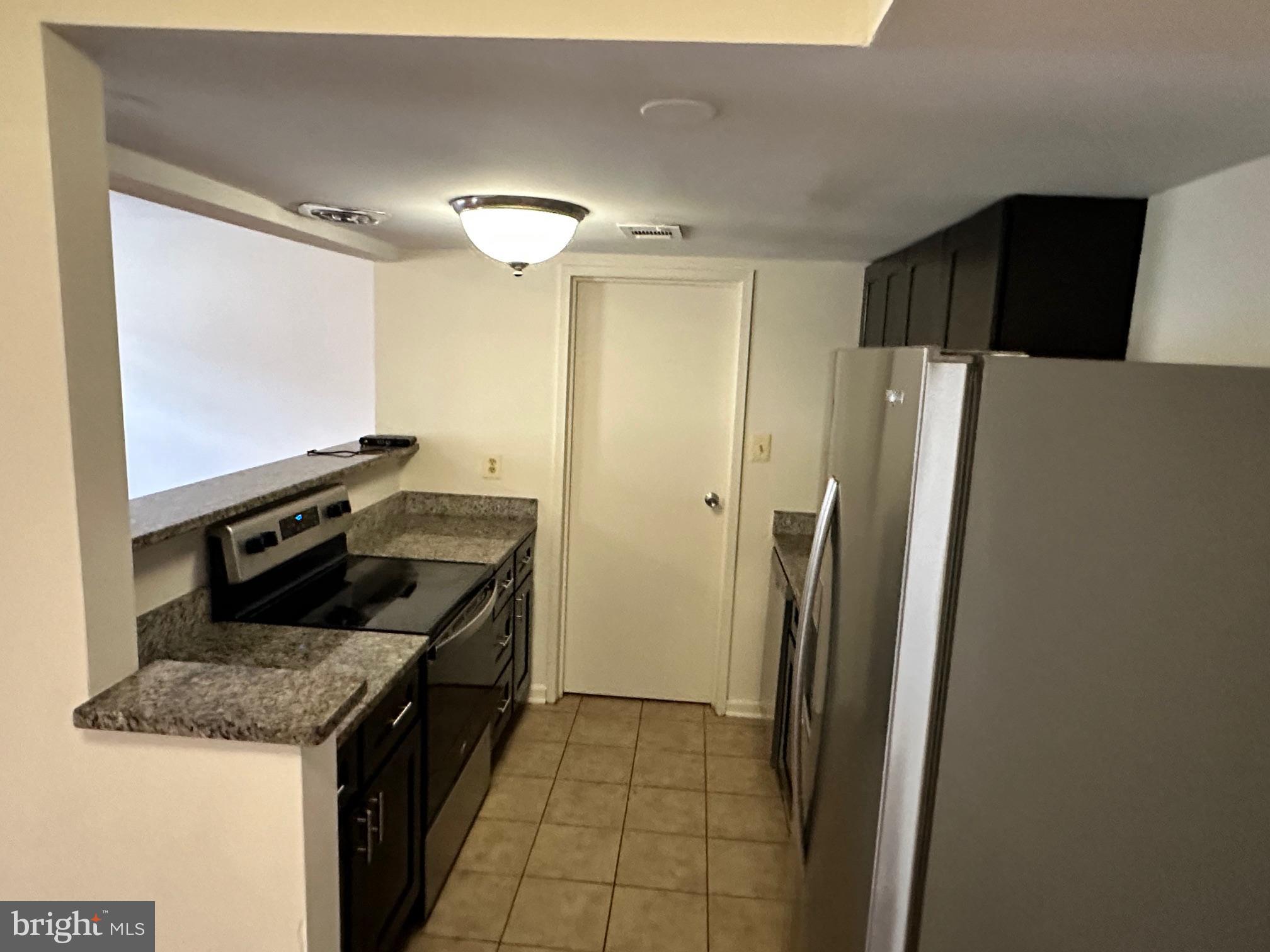 TERRACE TOWNE HOMES OF GUNSTON - Residential Lease