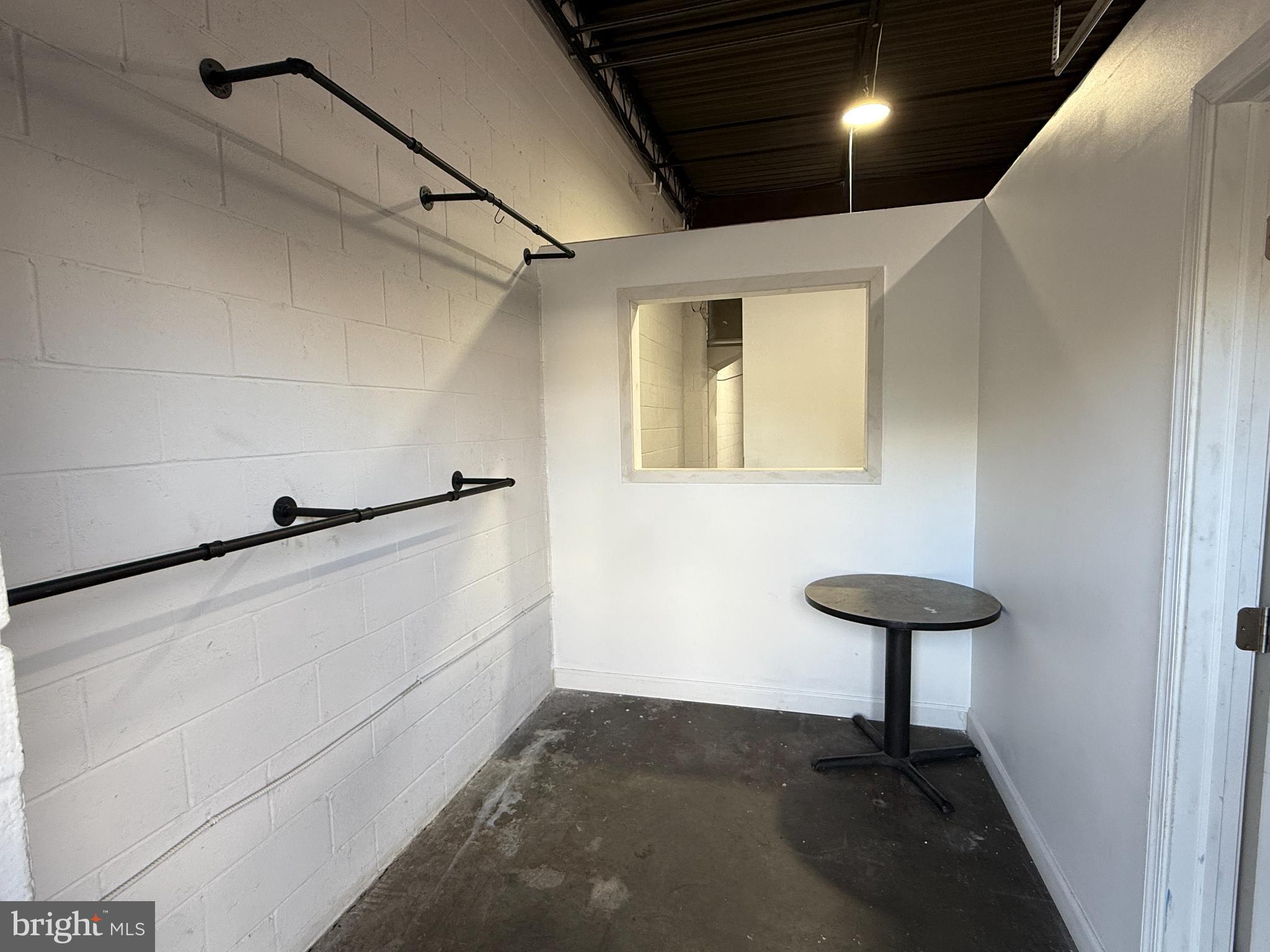 RITCHIE - Commercial Lease