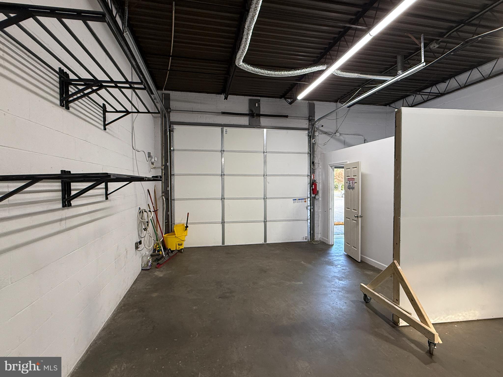 RITCHIE - Commercial Lease