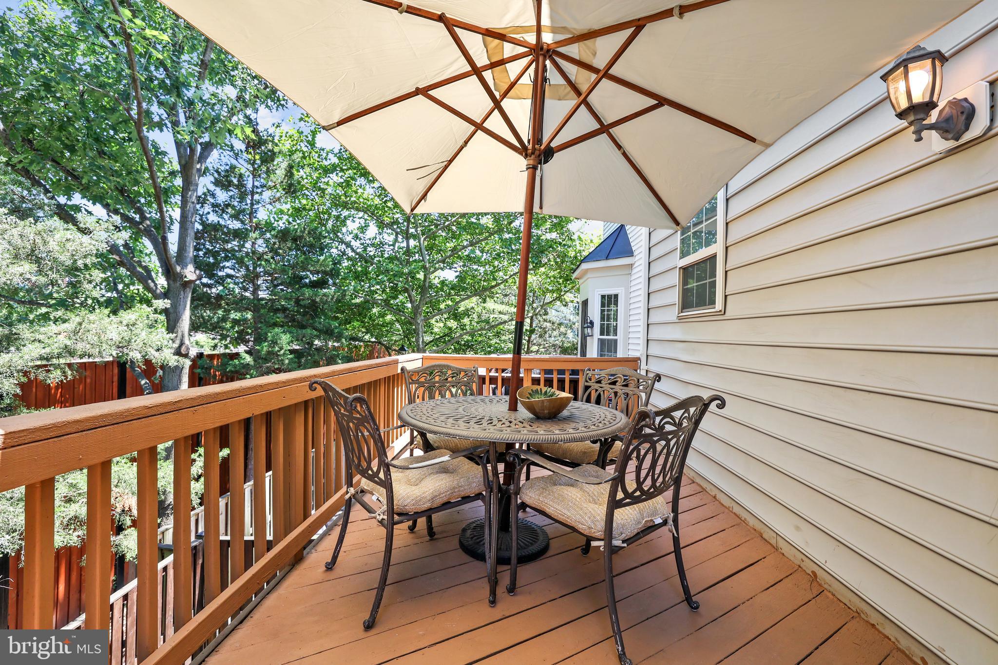 TOWNES AT CAMERON PARKE - Residential