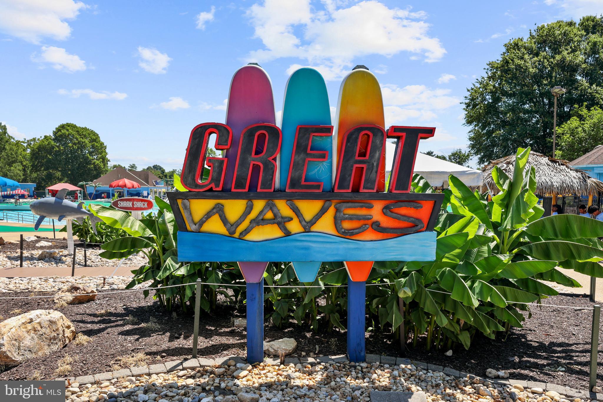 TOWNES AT CAMERON PARKE - Residential