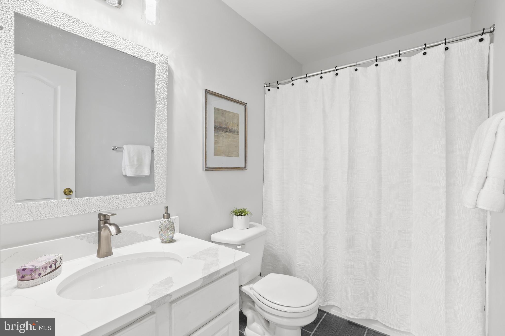 TOWNES AT CAMERON PARKE - Residential