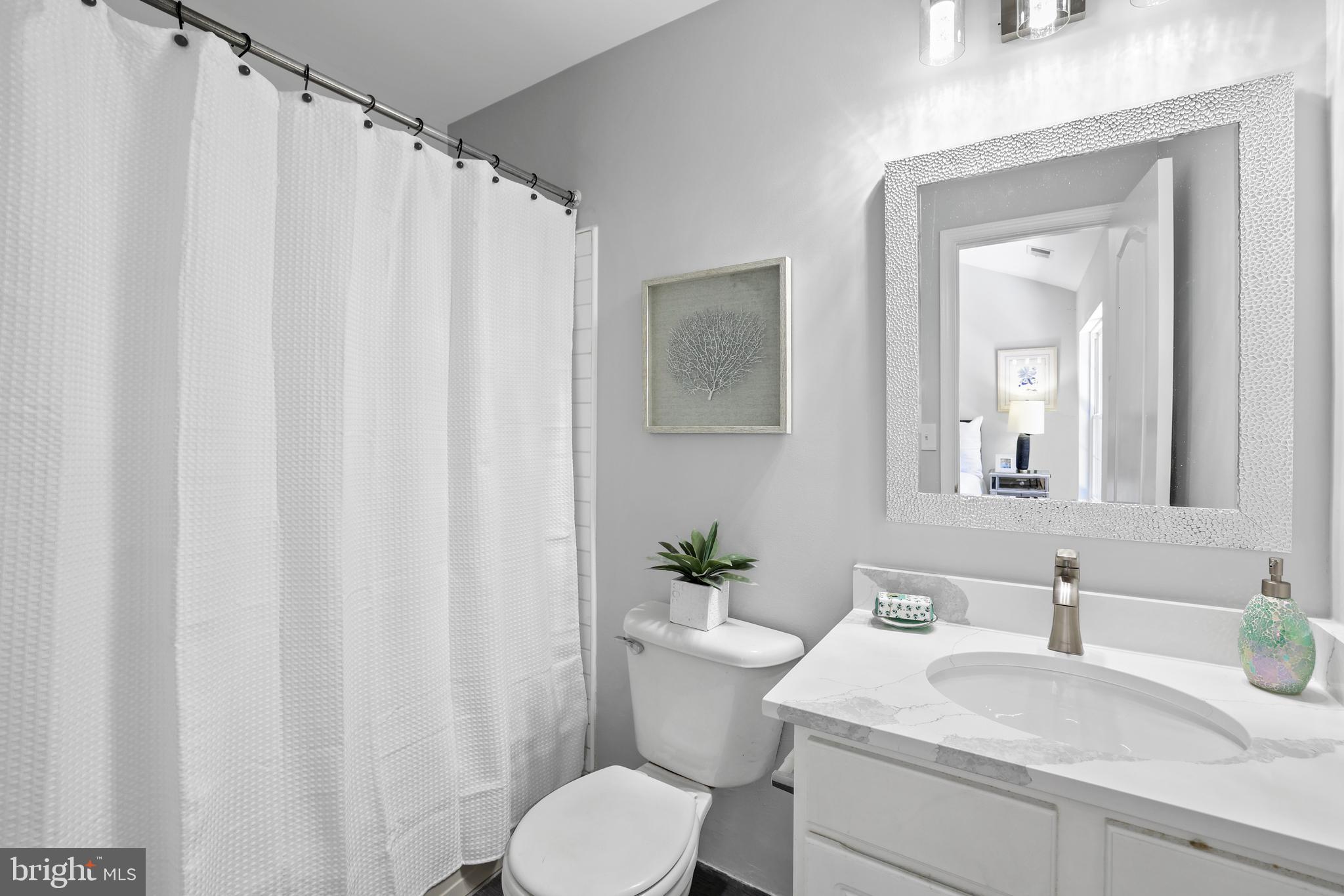 TOWNES AT CAMERON PARKE - Residential