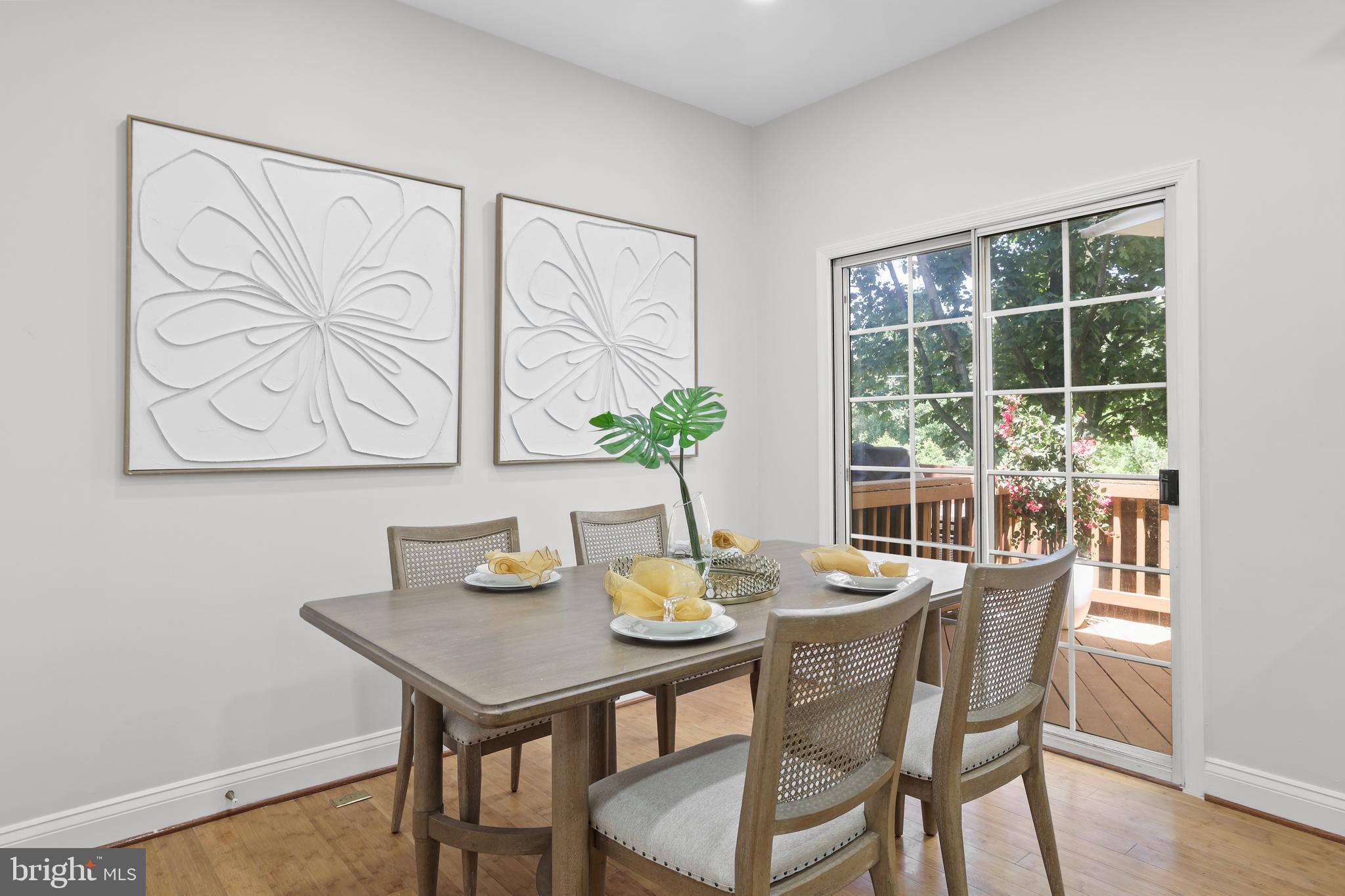 TOWNES AT CAMERON PARKE - Residential