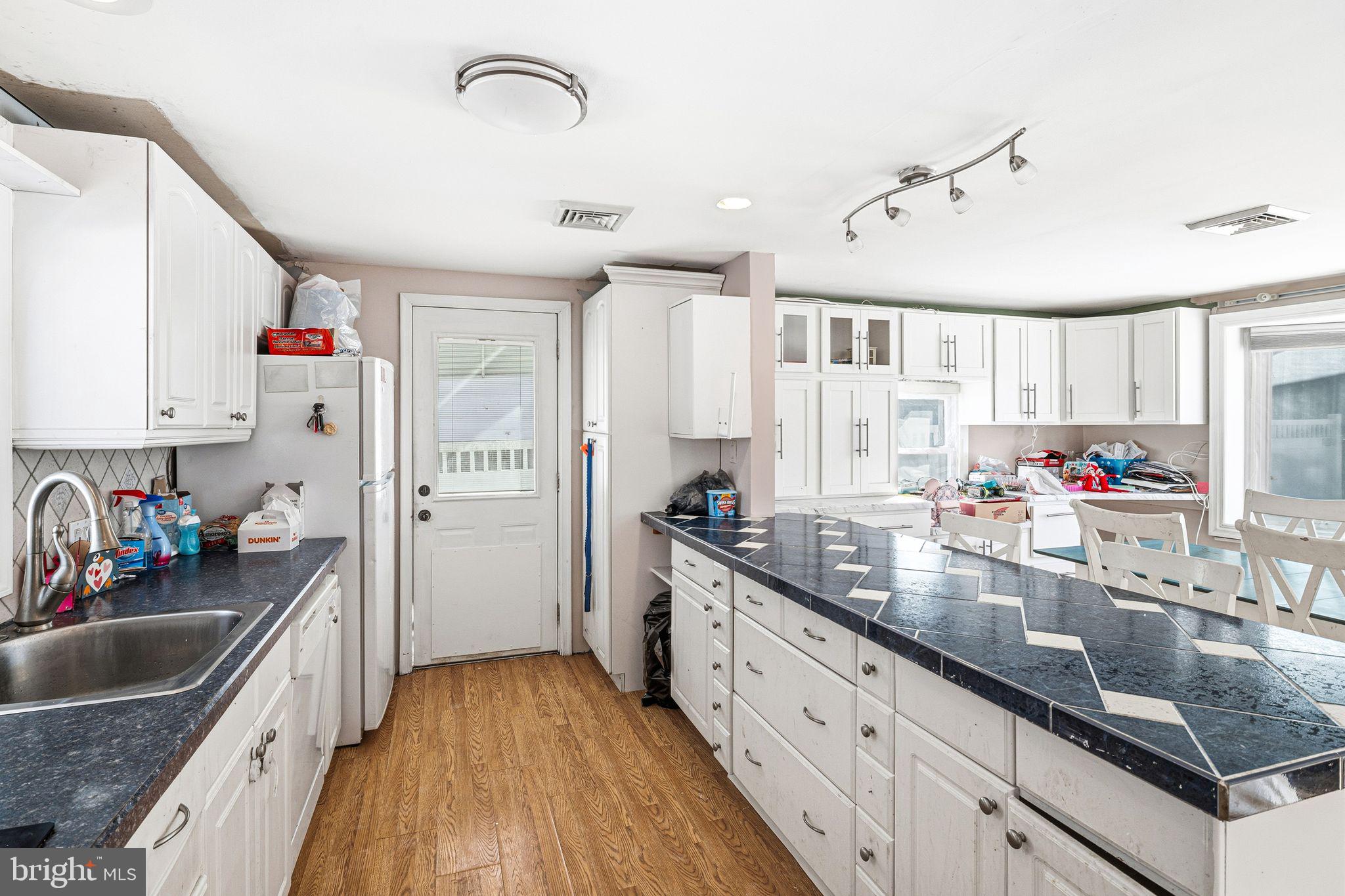 TREVOSE HGTS - Residential