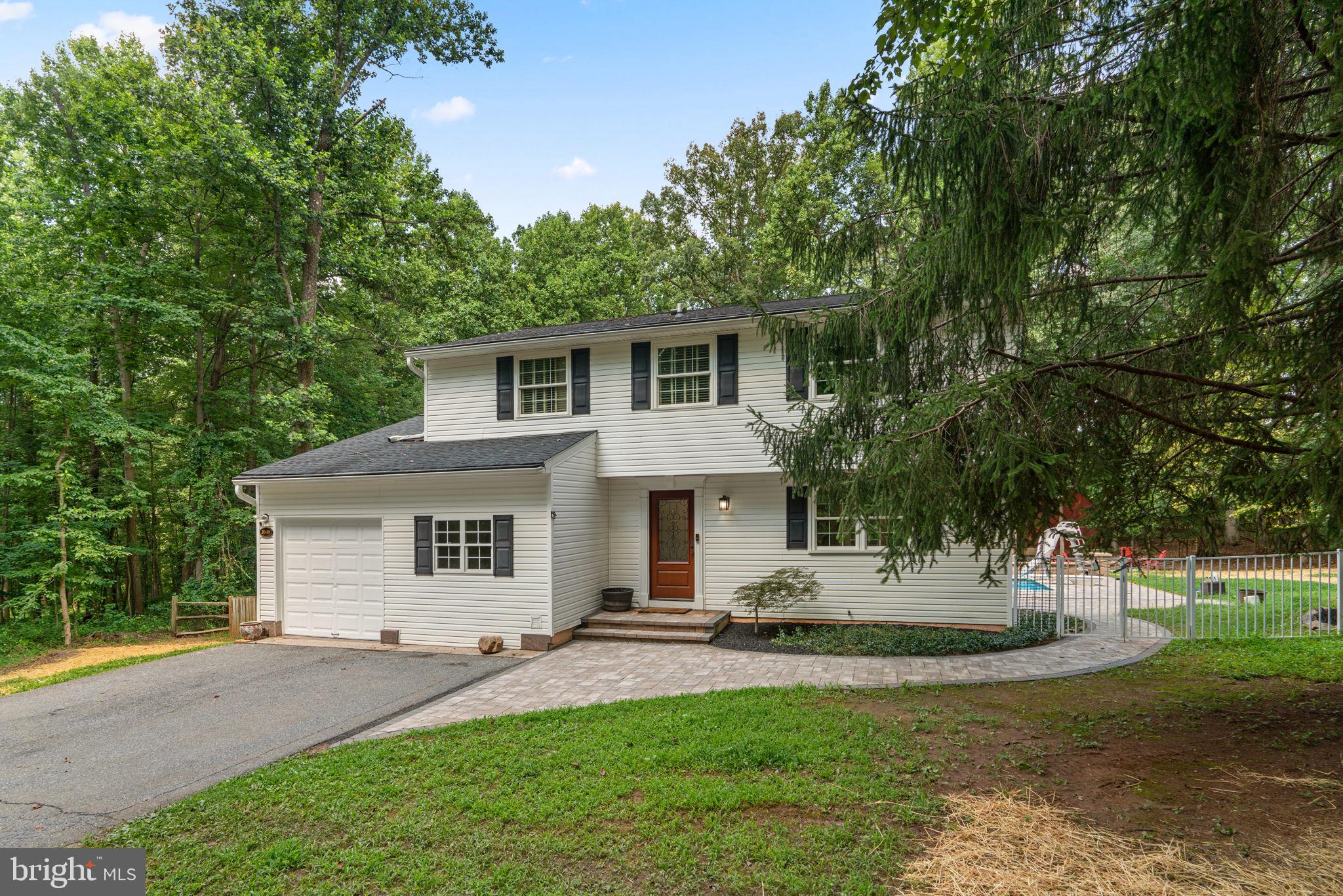 2608 THOMPSON DRIVE