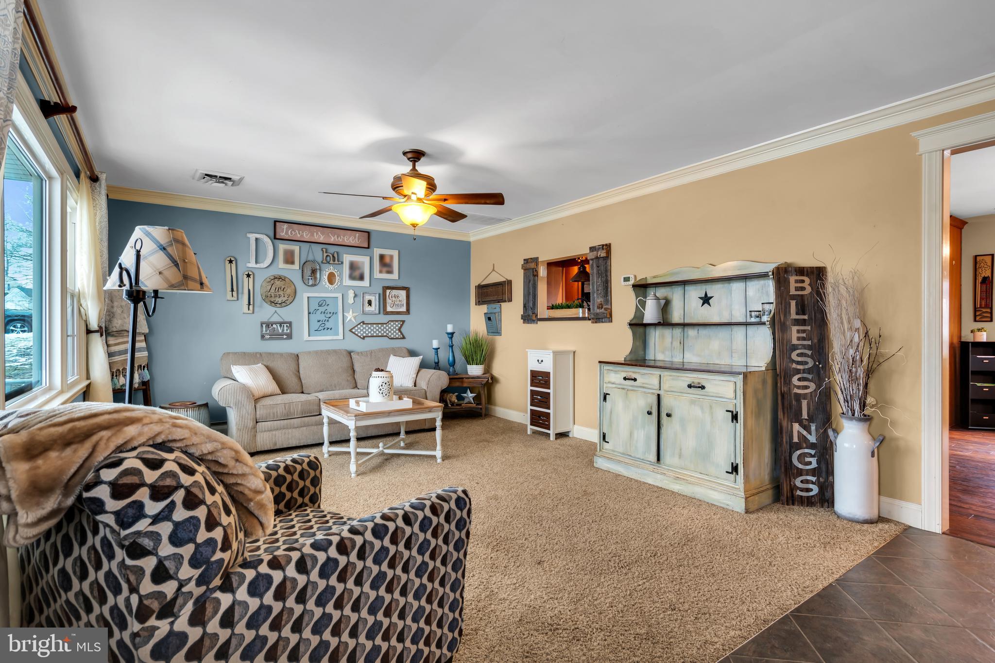 HIDDEN VALLEY - Residential