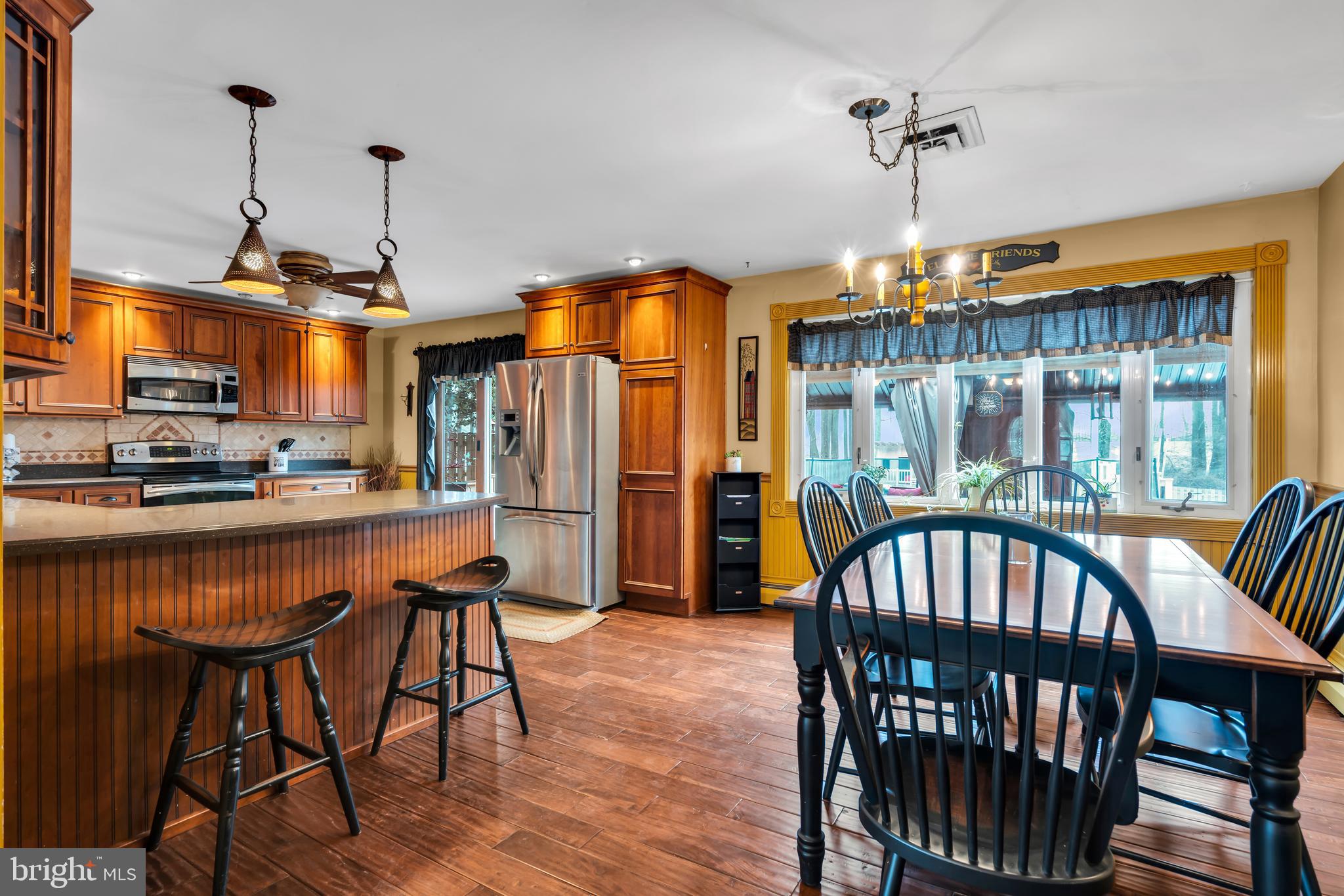 HIDDEN VALLEY - Residential