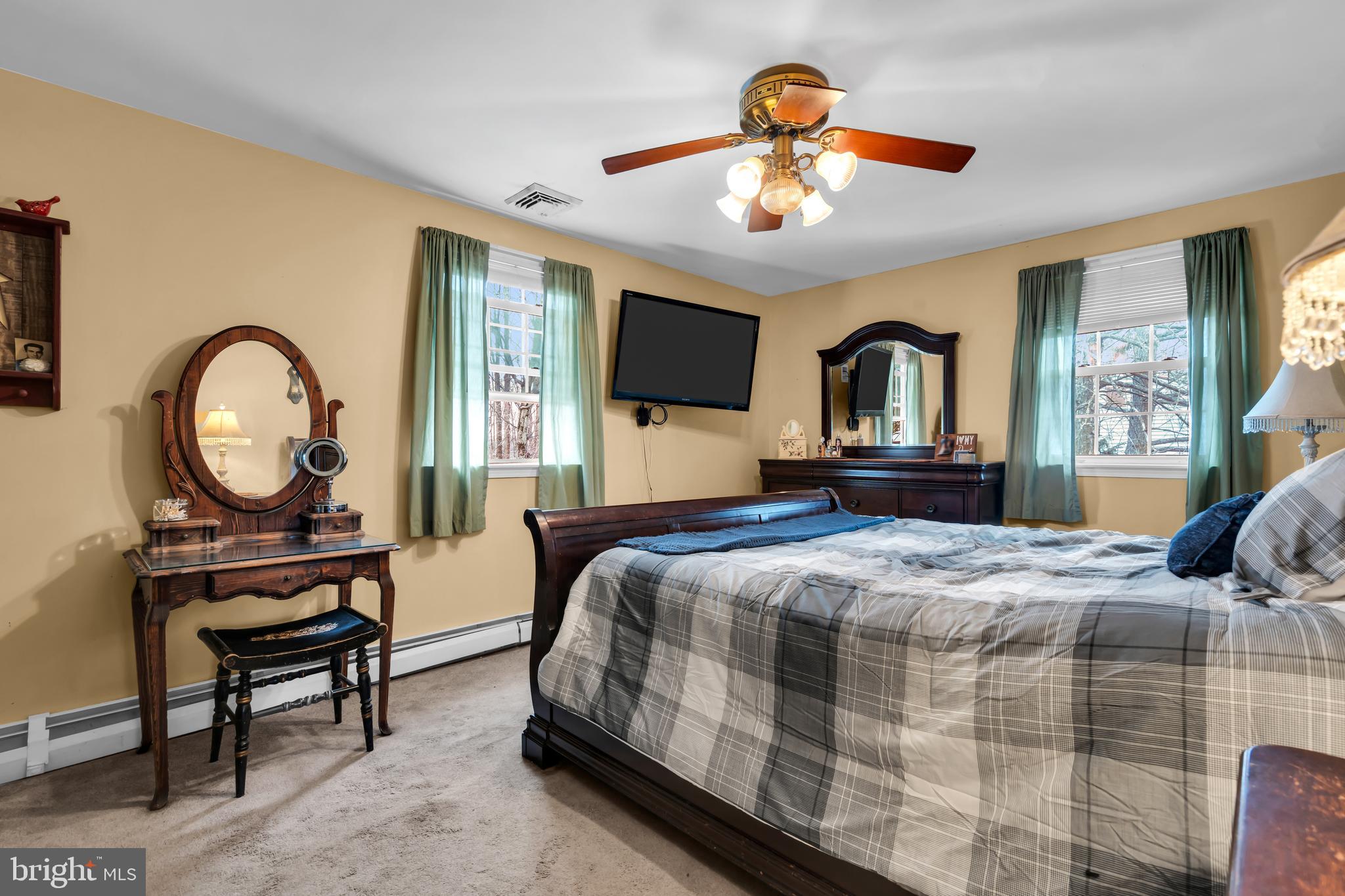 HIDDEN VALLEY - Residential