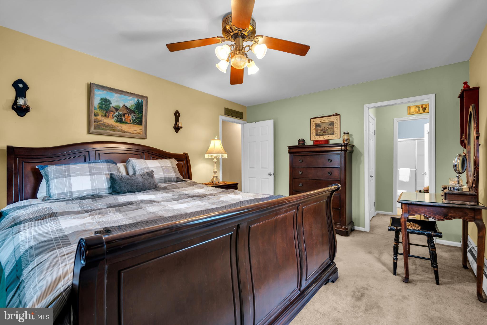 HIDDEN VALLEY - Residential