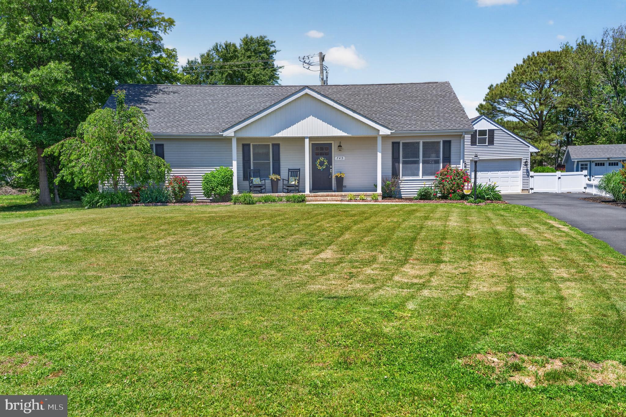 745 HICKMAN DRIVE
