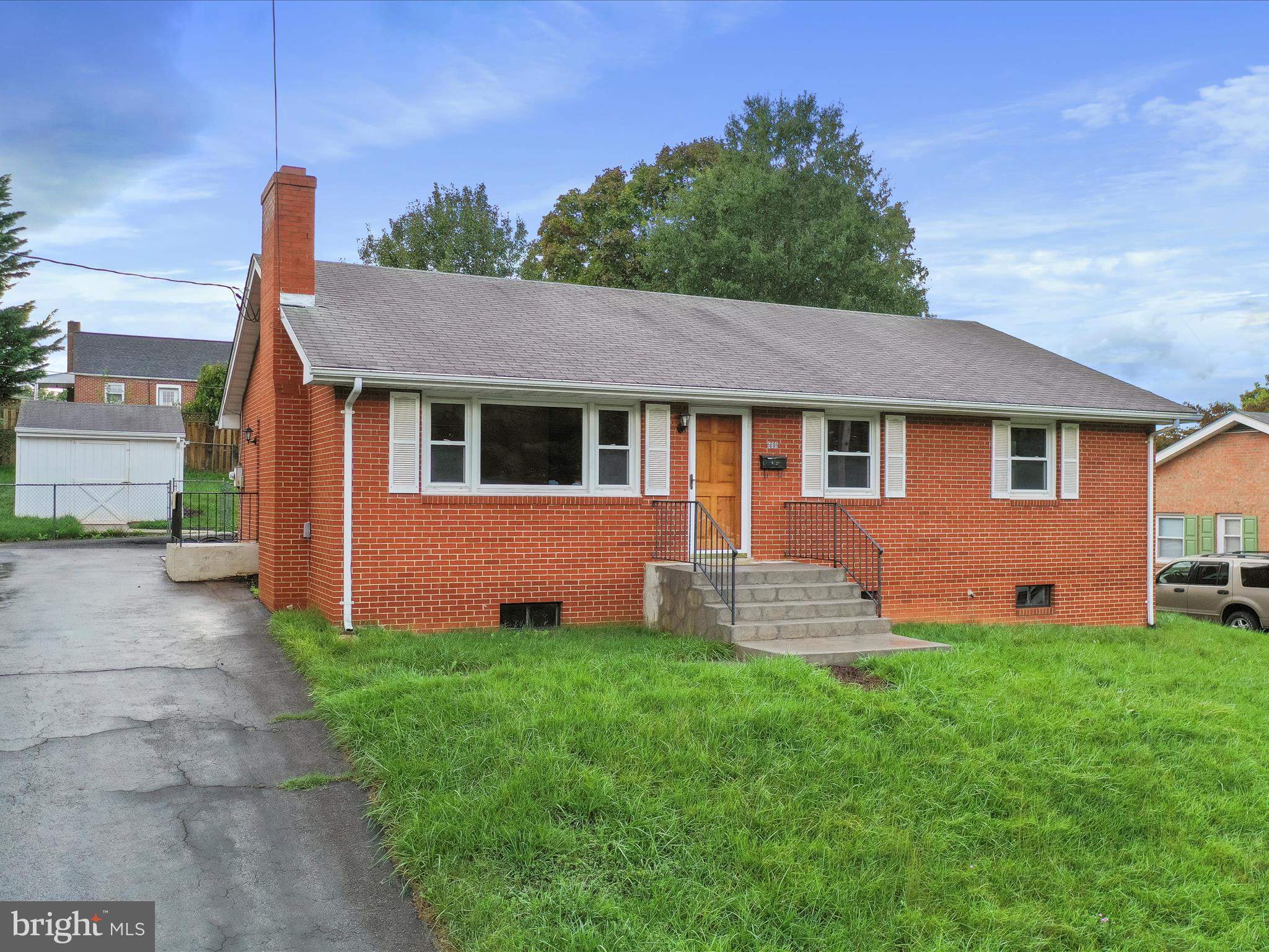 BLUE RIDGE HEIGHTS - Residential