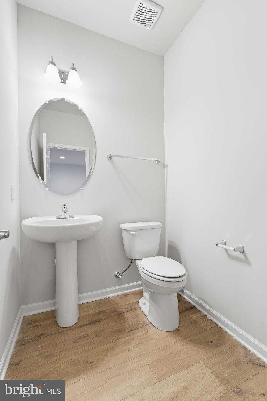 HIATT POINTE AT SNOWDEN BRIDGE - Residential