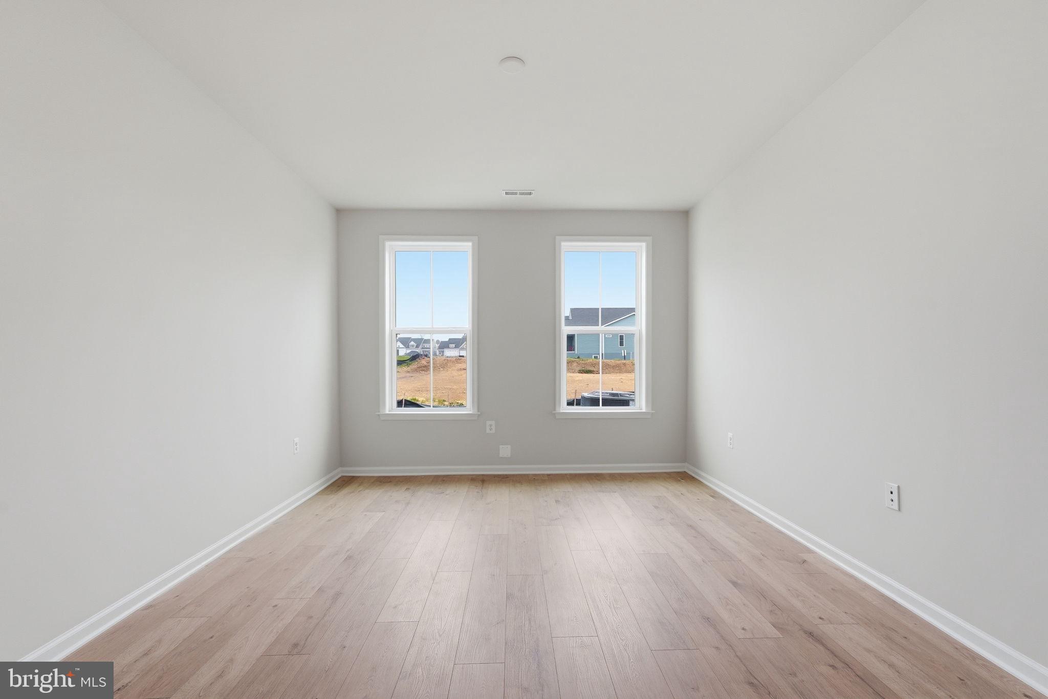 HIATT POINTE AT SNOWDEN BRIDGE - Residential