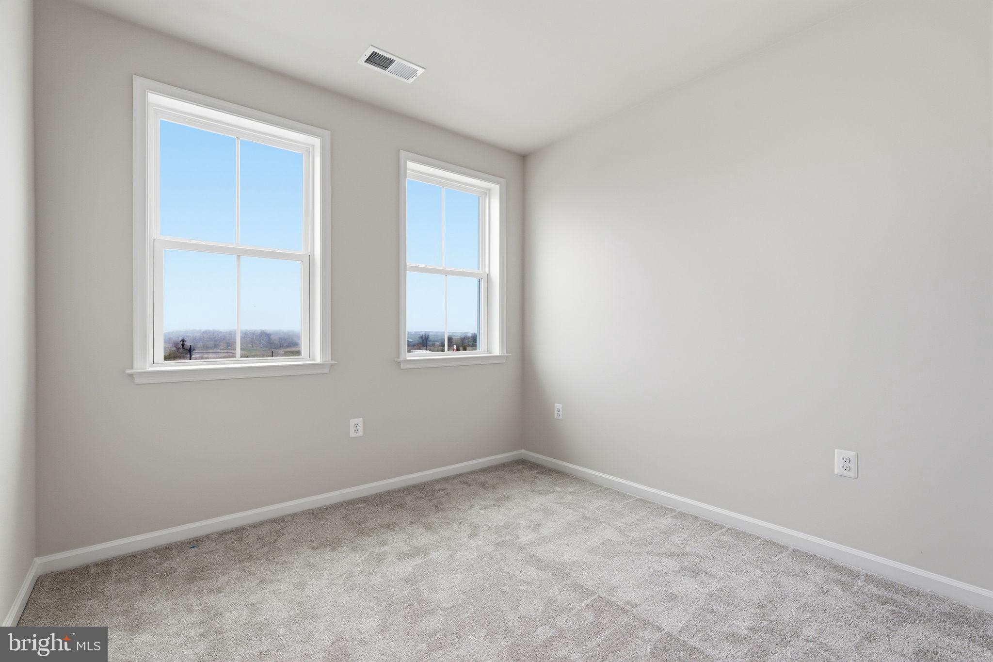 HIATT POINTE AT SNOWDEN BRIDGE - Residential