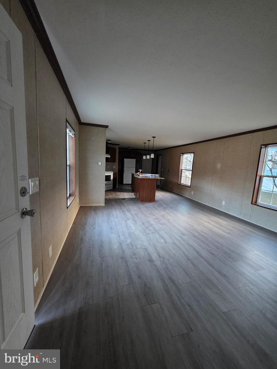 MORELAND TRAILER - Residential