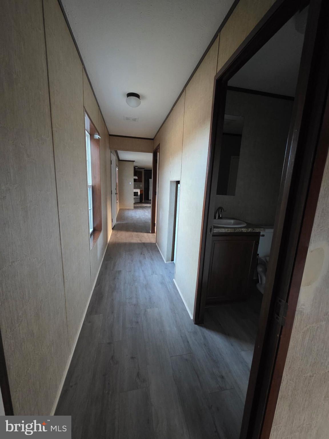 MORELAND TRAILER - Residential