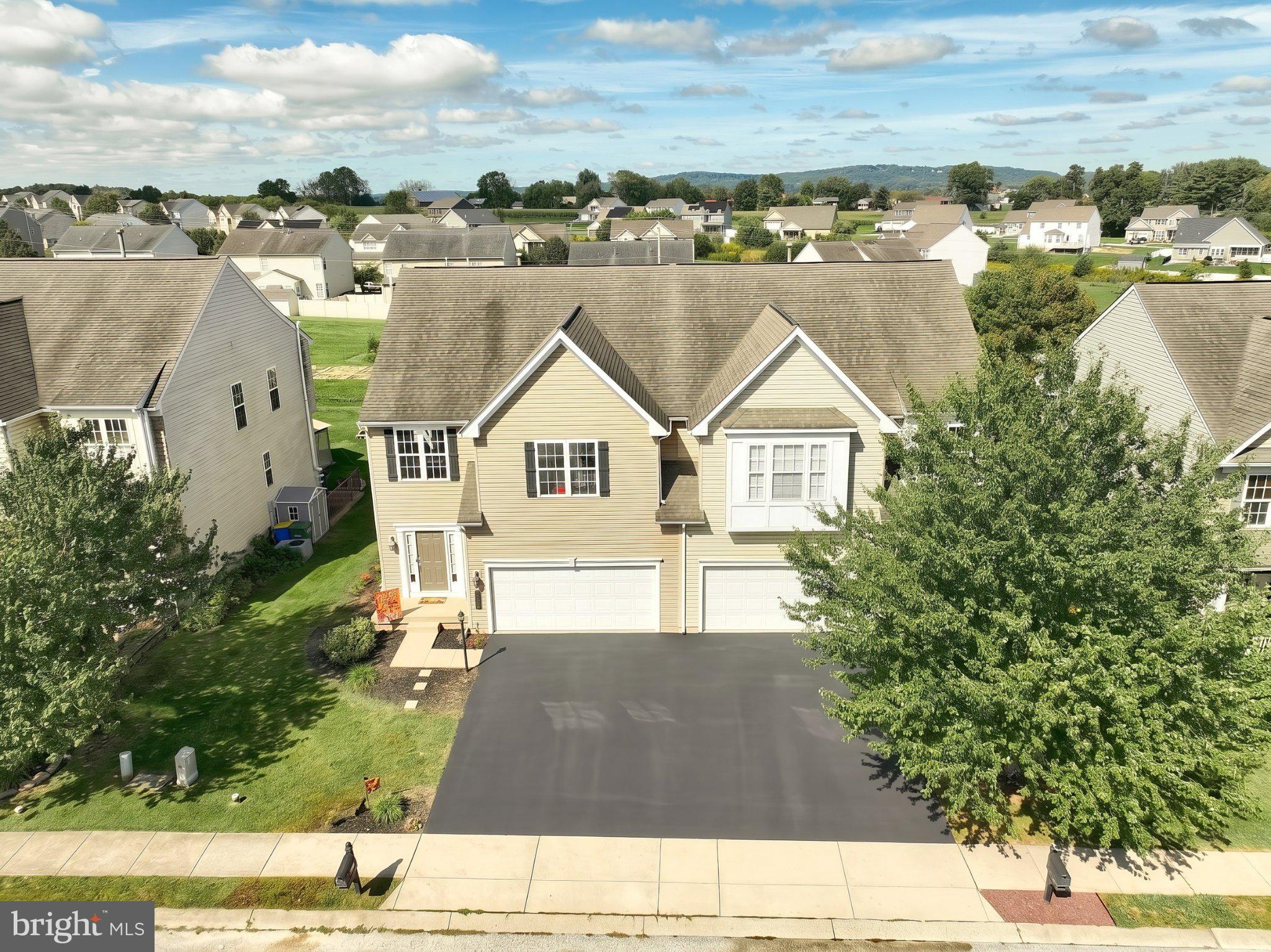 2521 VILLAGE ROAD