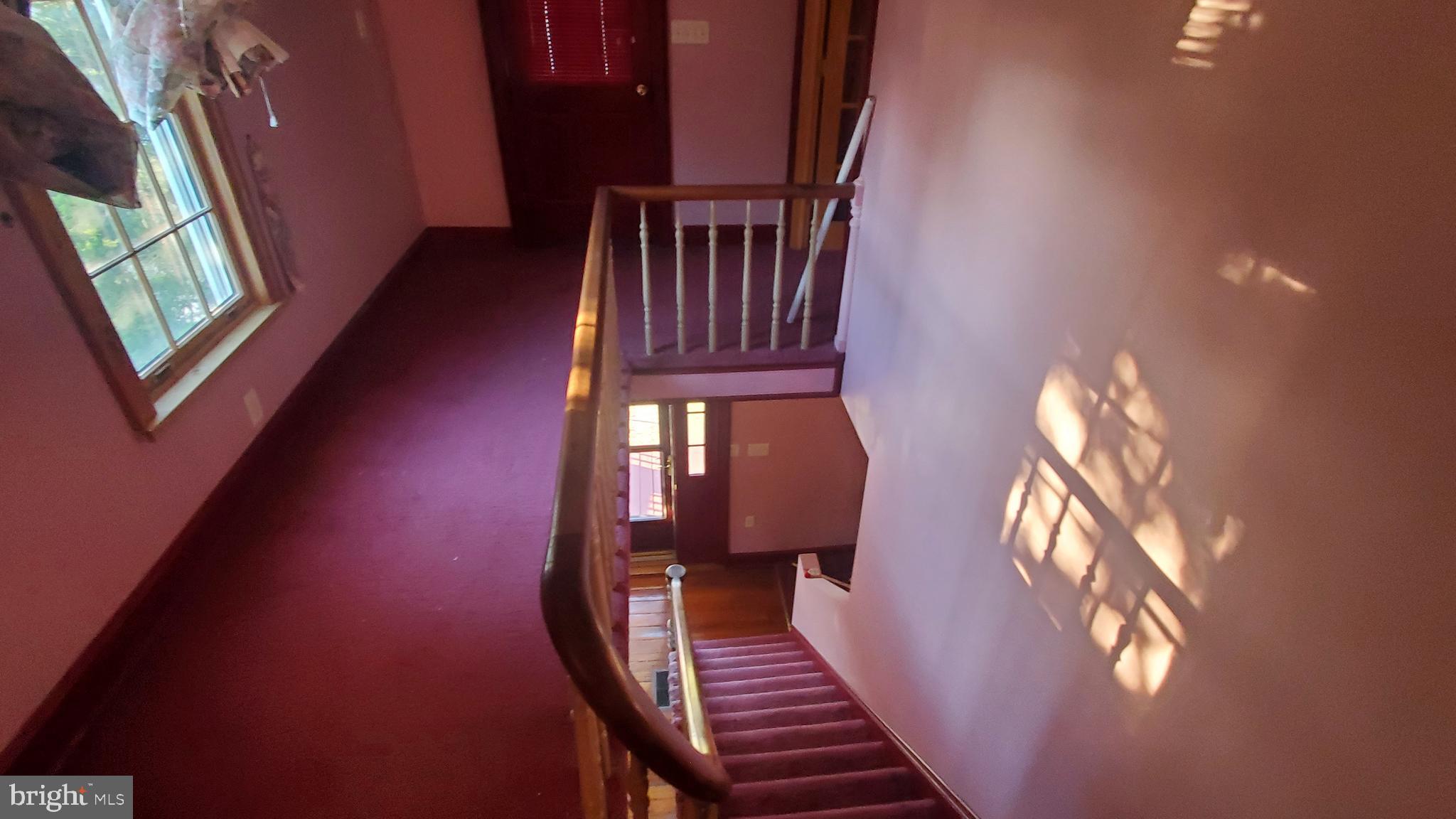 MIDDLETOWN - Commercial Sale