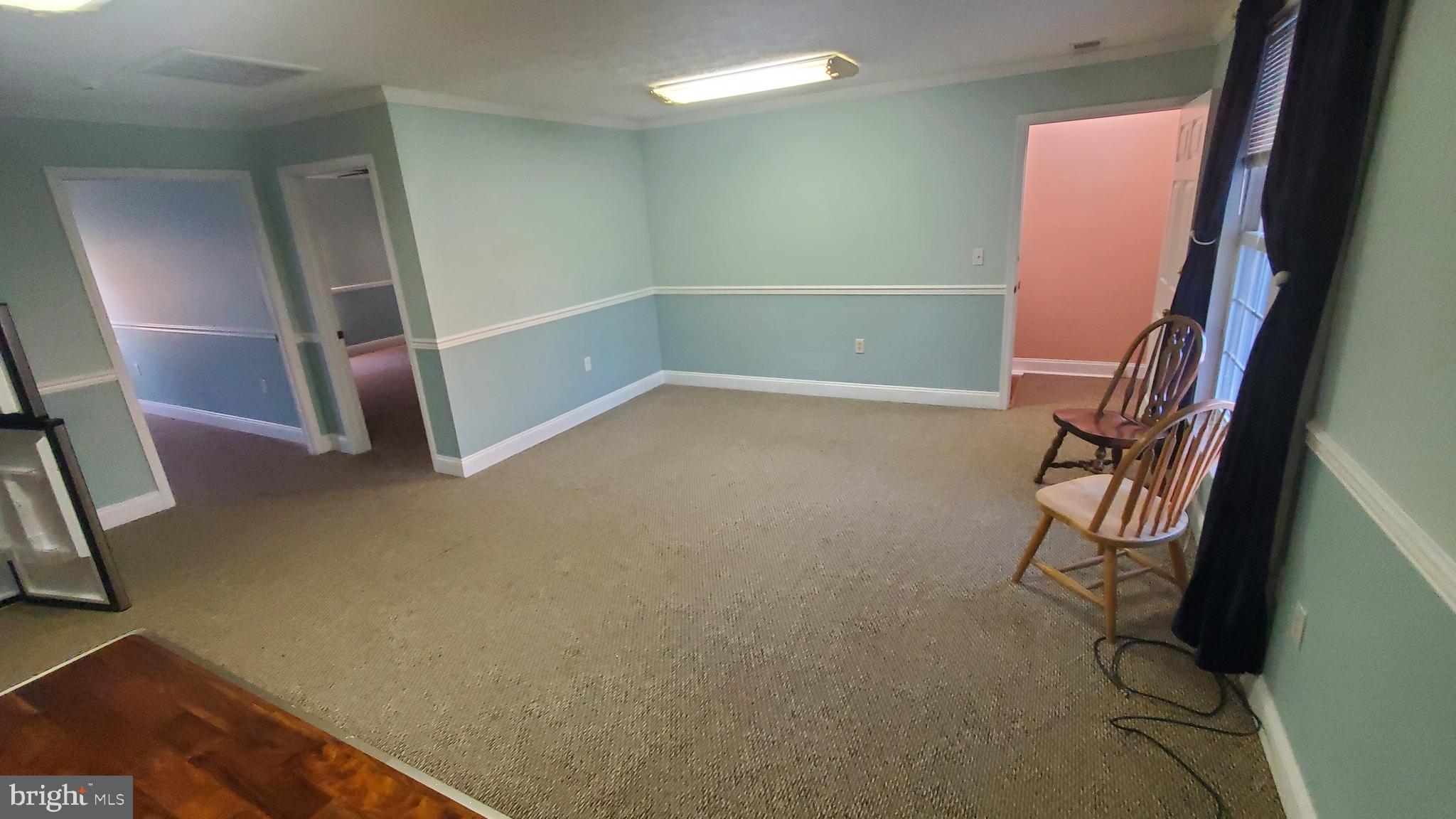 MIDDLETOWN - Commercial Sale