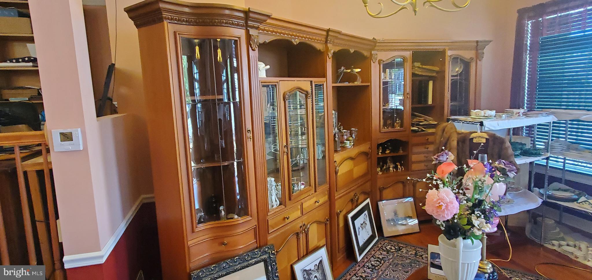 MIDDLETOWN - Commercial Sale