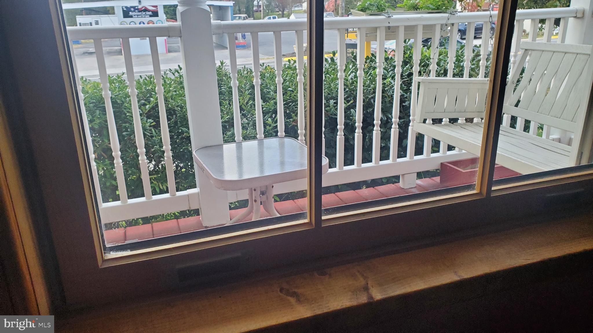 MIDDLETOWN - Commercial Sale