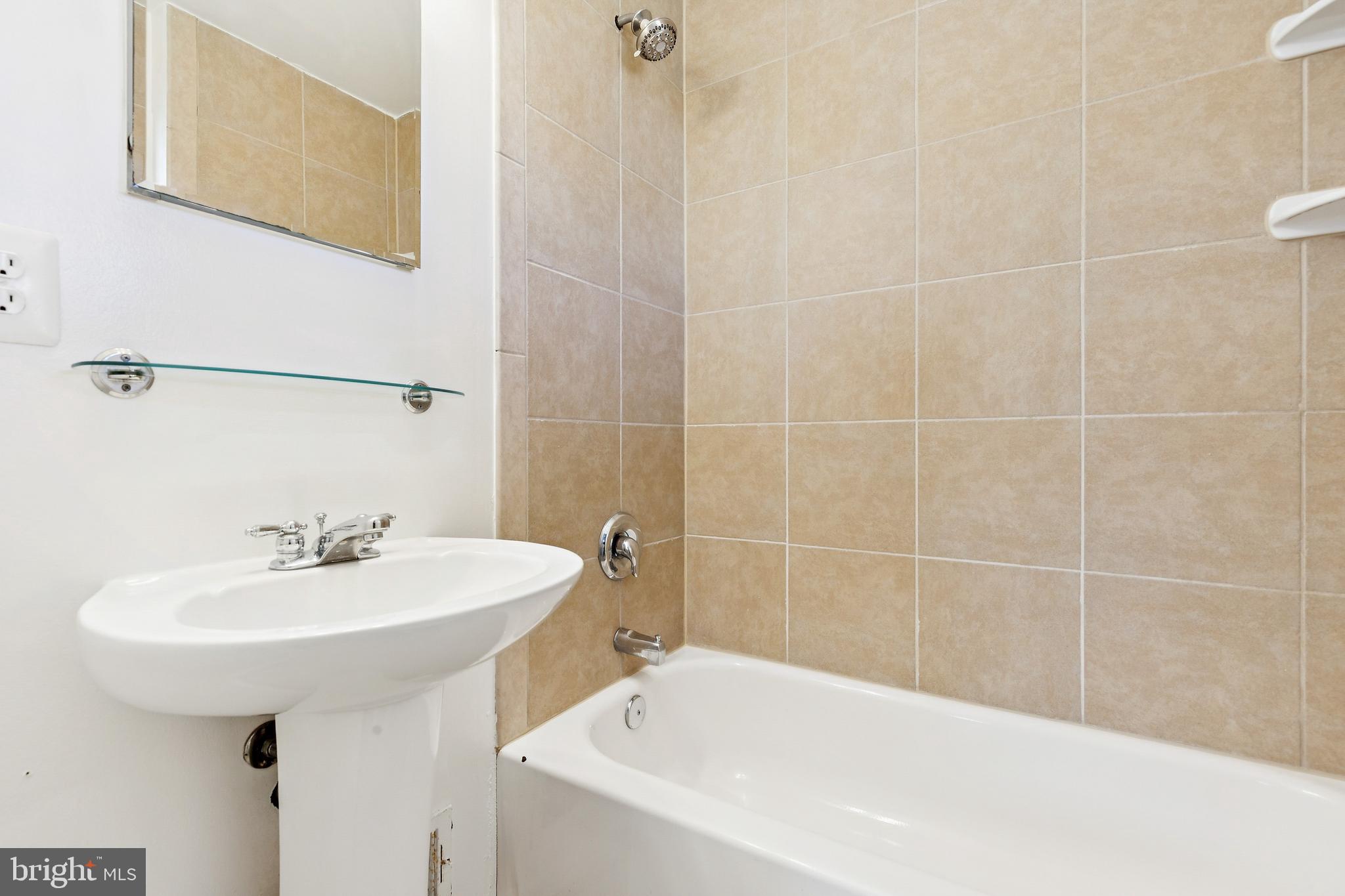 BELMONT - Residential