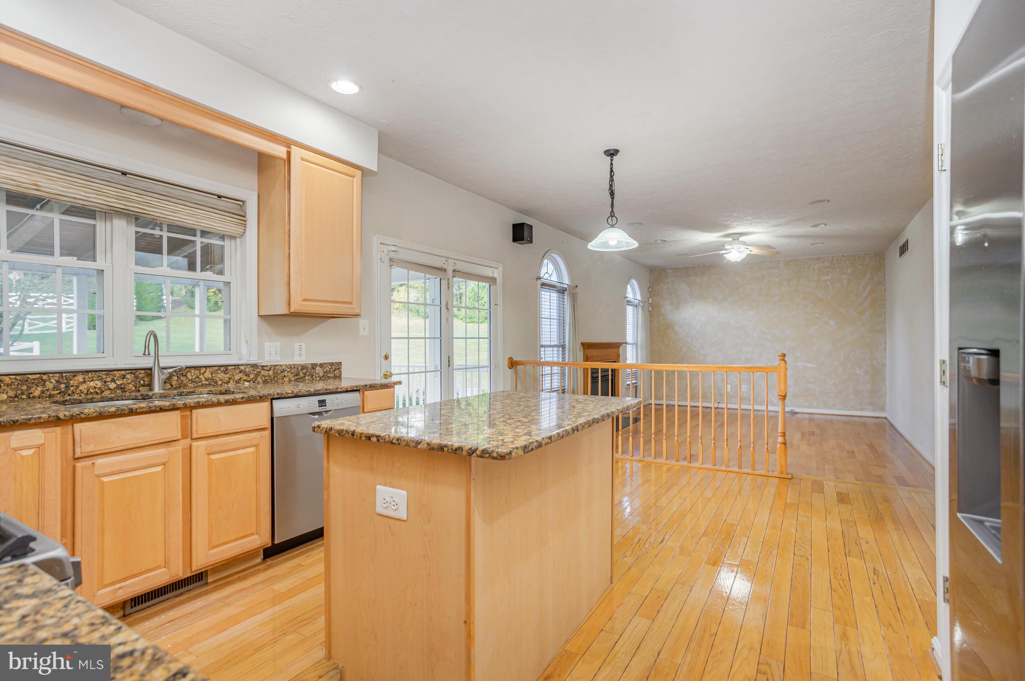 PELHAMWOOD - Residential Lease