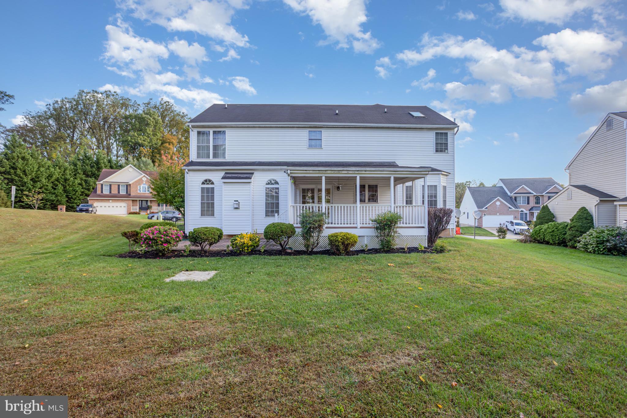 PELHAMWOOD - Residential Lease