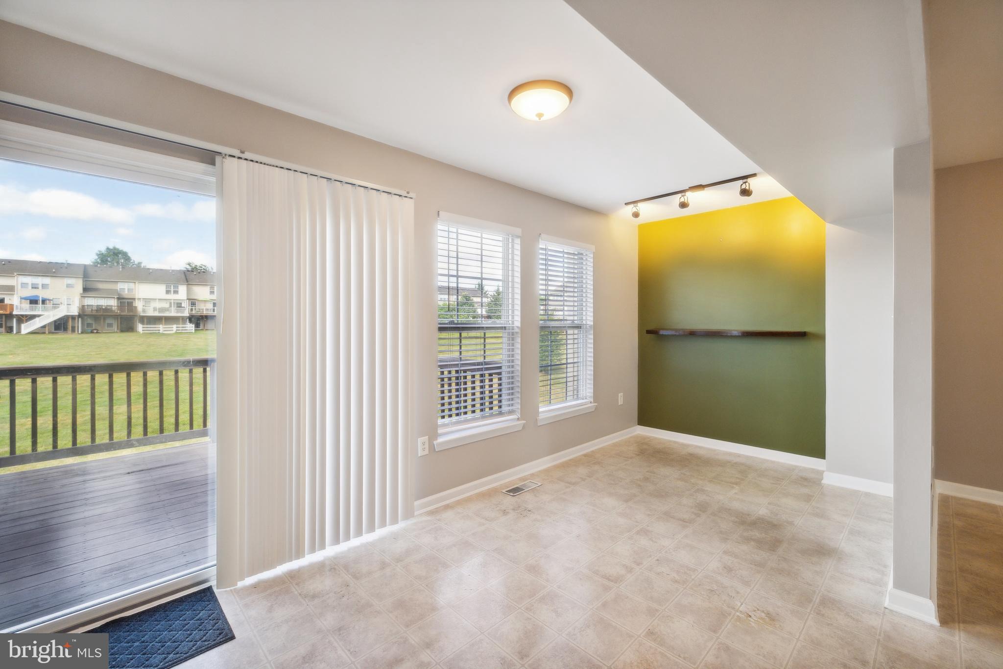 COVENTRY GLEN - Residential