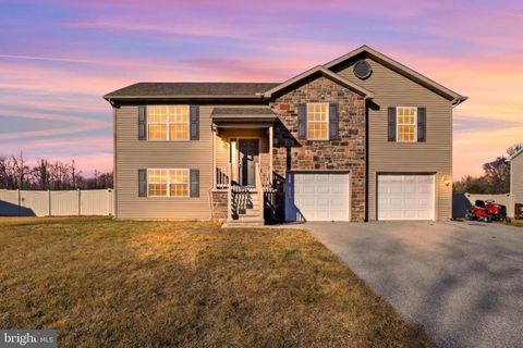 Apartment For Sale - 1486 New Chester Road<br/> NEW OXFORD, PA 17350