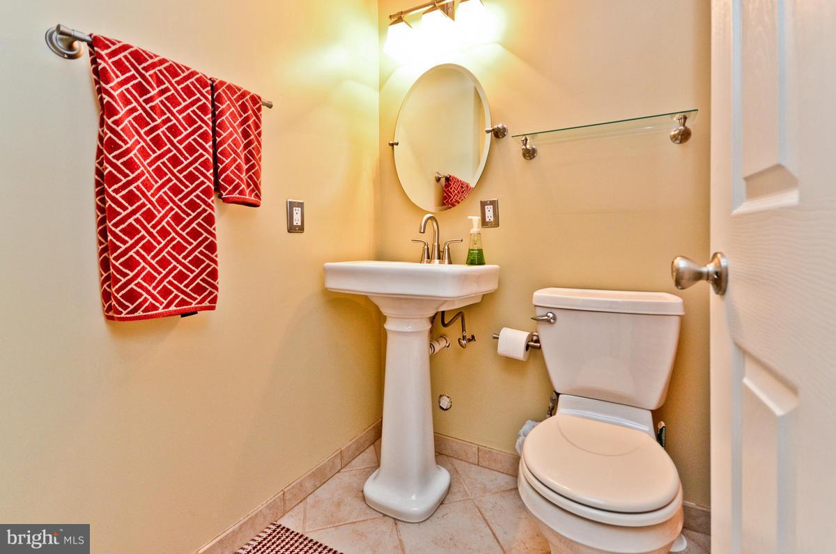 WALDEN - Residential Lease