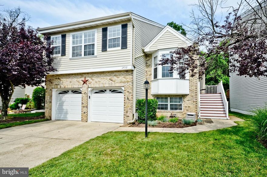 UNBELIEVABLE SFH IN SOUGHT AFTER FAIRWAYS AT WALDEN! ENJOY A CAREFREE LIFESTYLE IN THIS 5 BR, 3.5 BATH BRICK FRT HOME W/HW FLOORS, UPDATED KITCHEN, CERAMIC TILED FLOORS, 2 GAS FIREPLACES, SEPARATE MASTER SUITE & BATH ON IT'S OWN LEVEL. FINISHED BASEMENT WITH FAMILY RM, 2 BR'S, FULL BATH & LAUNDRY NOOK. CROFTON SCHOOLS & CLOSE TO D.C., ANNAPOLIS, ANDREWS, MEADE AND BWI. HOA COVERS LAWN CARE!